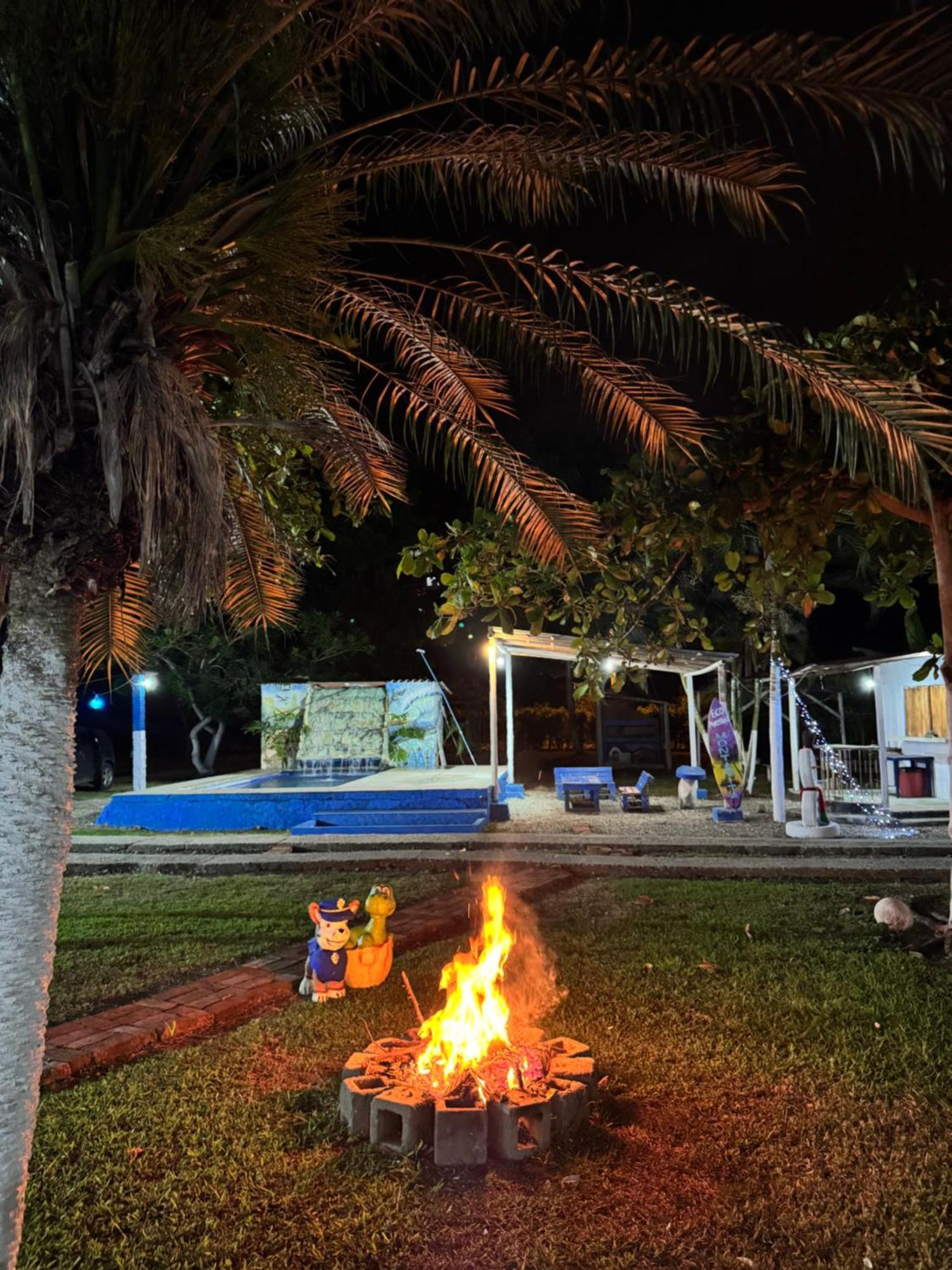 Hostal Eco-Aventura Montanita Exterior photo